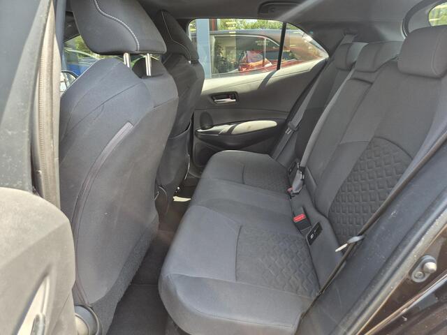 Toyota COROLLA 1.8 Hybrid Business | Navigatie | Dealer onderhouden |