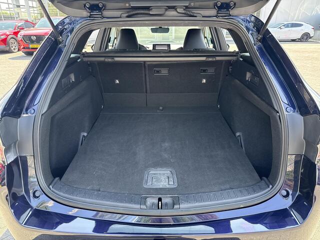 Toyota COROLLA Touring Sports 1.8 Hybrid Dynamic | Trekhaak | NAP | Apple CarPlay/Android auto | Achteruitrijcamera