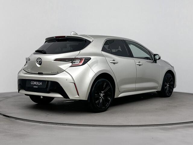 Toyota COROLLA 1.8 Hybrid Dynamic | Voorruit-Stuur-Stoelverwarming | Parkeersensoren V+A |