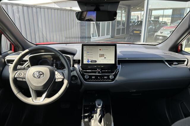 Toyota COROLLA Cross Hybrid 140 Dynamic, Nieuw en snel leverbaar met ¤2000 inruilpremie!