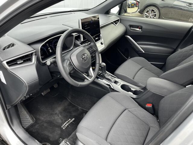 Toyota COROLLA Cross Hybrid 140 Style NL Auto Dealer Onderhouden Parkeer en Dodehoek sensoren Navi Carplay Clima Cruise