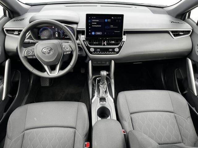 Toyota COROLLA Cross Hybrid 140 Style NL Auto Dealer Onderhouden Parkeer en Dodehoek sensoren Navi Carplay Clima Cruise