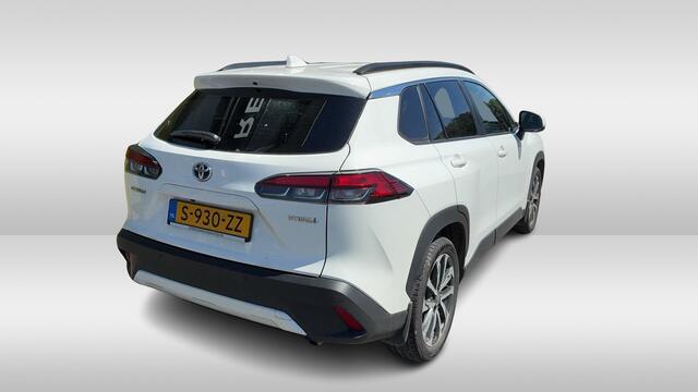 Toyota COROLLA Cross 2.0 High Power Hybrid First Edition / Camera / Half leder / CarPlay / Keyless / 18'' / Sfeerverlichting / Stoelverwarming / Dodehoek / DAB / ACC