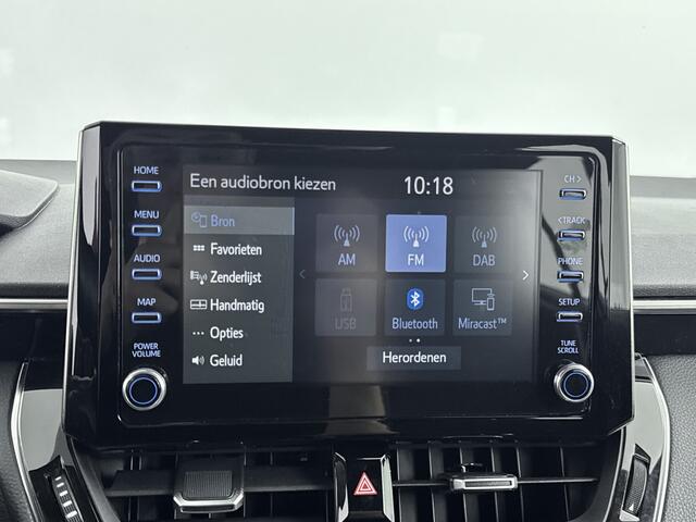 Toyota COROLLA 1.8 Hybrid First Edition | Dealer onderhouden | Navigatie | Apple CarPlay/Android Auto | Climate Control | Cruise Control Adaptive | Achteruitrijcamera | LED verlichting |