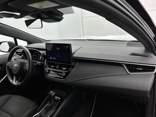 Toyota COROLLA Touring Sports Hybrid 140 Dynamic | BTW Voertuig | Stoelverwarming | Parkeersensoren voor+achter | Draadloze telefoonlader | Apple CarPlay/ Android Auto |