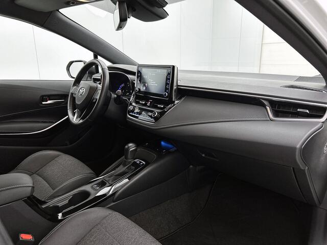 Toyota COROLLA 1.8 Hybrid Dynamic | dealer onderhouden | Stoelverwarming | Draadloze telefoonlader | Climate Control | Cruise Control Adaptive | achteruitrijcamera | Apple CarPlay/Android Auto | LED verlichting |
