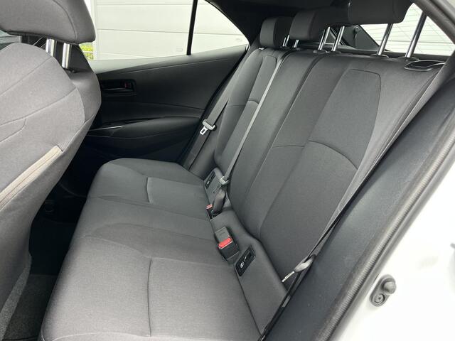 Toyota COROLLA 1.8 Hybrid Comfort All Season Banden