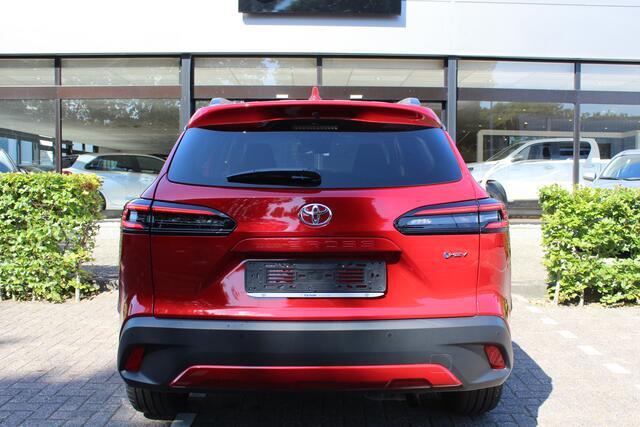 Toyota COROLLA Cross Hybrid 140 Dynamic | Rijklaar | Blind Spot | Elek.achterklep | Stoel-/Stuurverwarming | PDC | Navi | LED | Camera