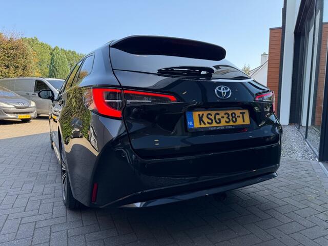 Toyota COROLLA 1.8 HYBRID ACTIVE,LED,Carplay,Adapt Cruise,Lane Ass.,Trekhk Afn,Keyless,Clima,Camera,ParkPilot