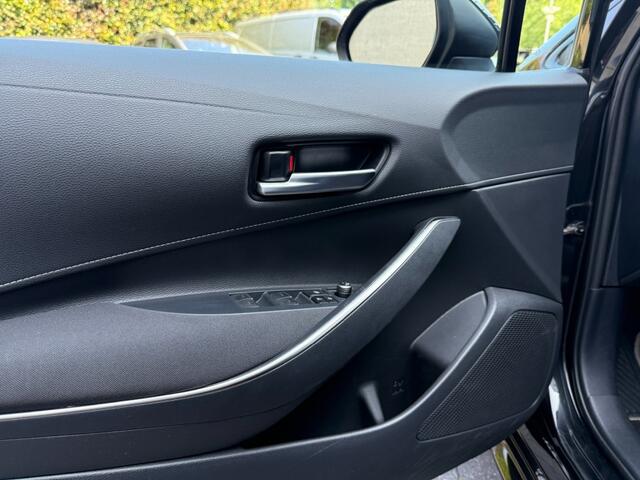 Toyota COROLLA 1.8 HYBRID ACTIVE,LED,Carplay,Adapt Cruise,Lane Ass.,Trekhk Afn,Keyless,Clima,Camera,ParkPilot