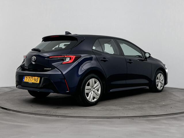 Toyota COROLLA Hybrid 140 Comfort | NL Auto | Navigatie | Cruise Control Adaptief | Achteruitrijcamera | Onderweg-naar-dealer