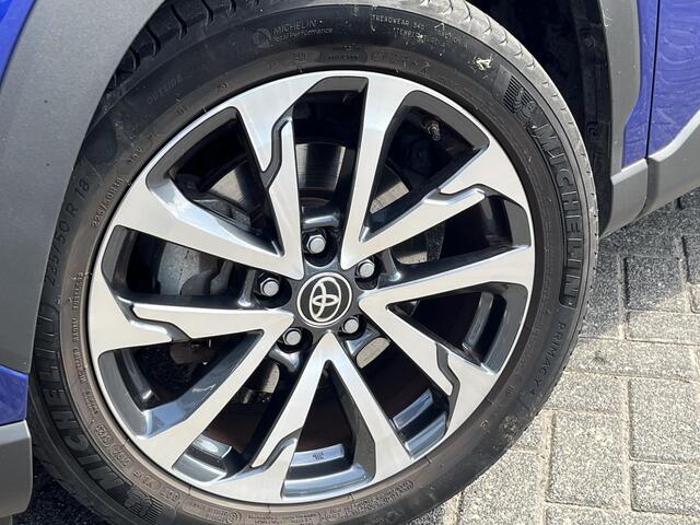 Toyota COROLLA Cross Hybrid 140 Dynamic | LED | 2-zone clima | Carplay | Cloud-navi |