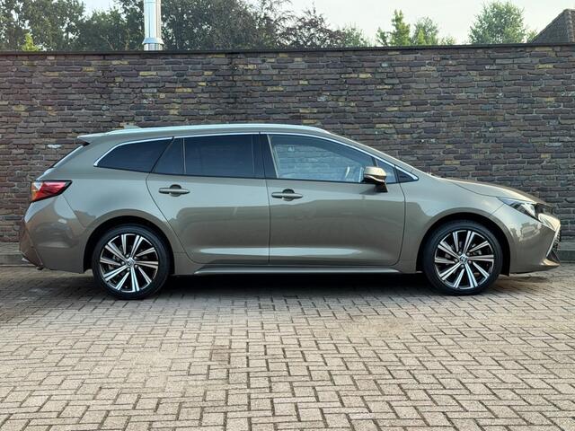 Toyota COROLLA 1.8 HYBRID Automaat Navi Camera Trekhaak ACC