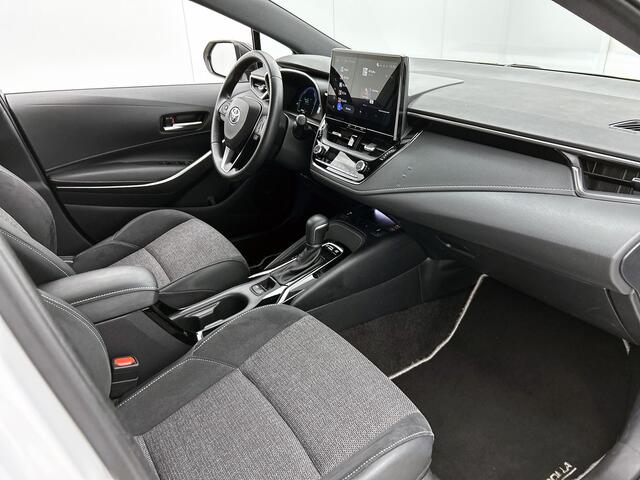 Toyota COROLLA Touring Sports Hybrid 140 Dynamic | BTW voertuig | Navigatie | Climate control | Cruise Control Adaptive | Stoelverwarming | Parkeersensoren voor+achter |