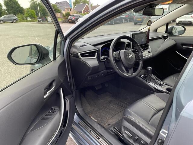 Toyota COROLLA 1.8 Hybrid Business Intro / Camera / Leer / Cruise / ECC / LED / 4 x stoelverwr