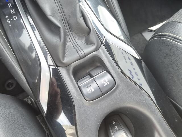 Toyota COROLLA Touring Sports 2.0 Hybrid Bns Plus