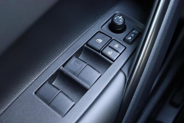 Toyota COROLLA Cross Dynamic , Nieuw en snel leverbaar (september 2026) met ¤ 2.000 inruilvoordeel