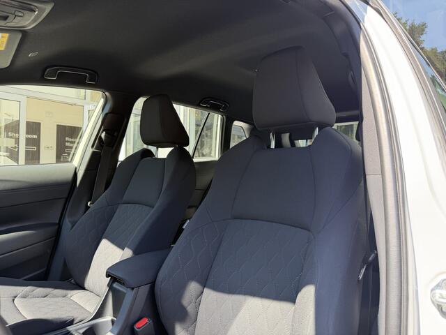 Toyota COROLLA Cross 2.0 High Power Hybrid | GEEN AFLEVERKOSTEN | Bearlock, Trekhaak, Voorstoelen verwarmd