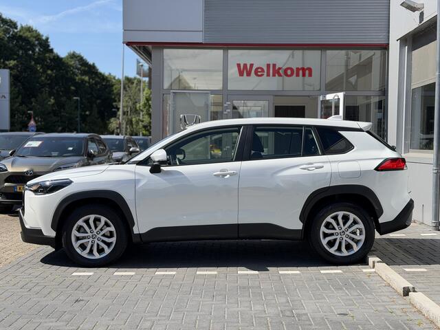 Toyota COROLLA Cross 2.0 High Power Hybrid | GEEN AFLEVERKOSTEN | Bearlock, Trekhaak, Voorstoelen verwarmd