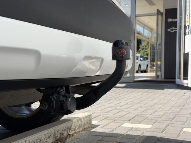 Toyota COROLLA Cross 2.0 High Power Hybrid | GEEN AFLEVERKOSTEN | Bearlock, Trekhaak, Voorstoelen verwarmd