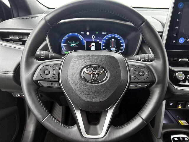 Toyota COROLLA Cross Hybrid 140 Business Plus Automaat | Trekhaak | Winterpakket | Navi | LMV