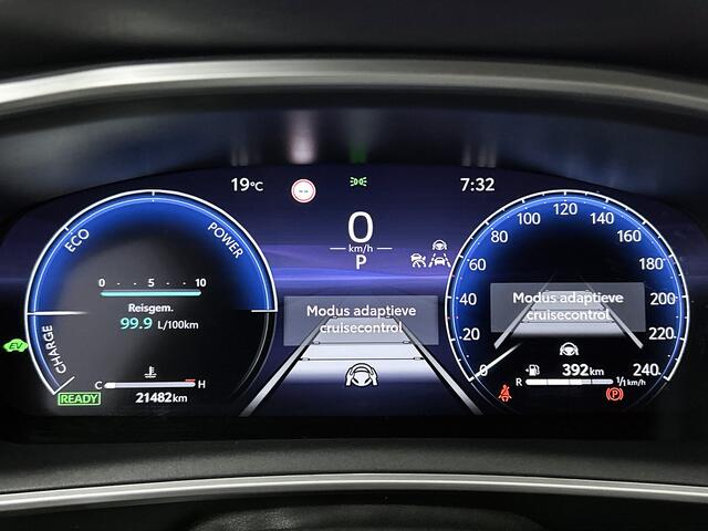 Toyota COROLLA Touring Sports Hybrid 140 Dynamic | NL dealeronderhouden | Special Deal | Parkeersensoren voor+achter | Stoelverwarming | Draadloze telefoonlader | Apple CarPlay/Android Auto | Cruise Control Adaptive |