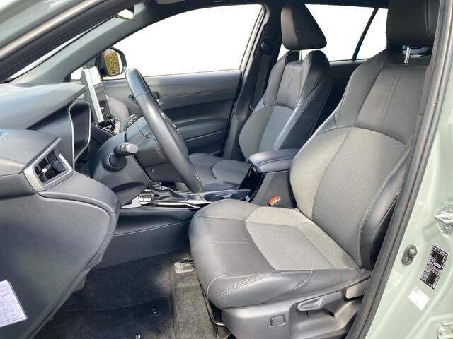 Toyota COROLLA Cross Hybrid 140 Style Stoel-/stuurverwarming | CarPlay | Elektr. kofferklep | Camera | NL Auto | etc.