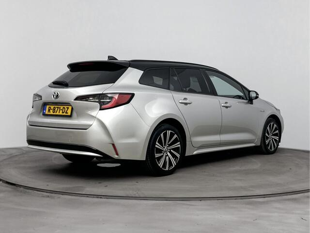 Toyota COROLLA Touring Sports 1.8 Hybrid Dynamic Bi-Tone | Stuur-Stoelverwarming | Elek. Kofferklep | Head Up Display | **
