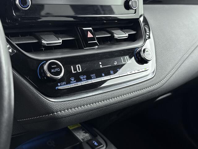 Toyota COROLLA Touring Sports 1.8 Hybrid Dynamic Bi-Tone | Stuur-Stoelverwarming | Elek. Kofferklep | Head Up Display | **