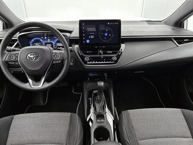 Toyota COROLLA Touring Sports Hybrid 140 Dynamic | Stoelverwarming | Parkeersensoren | 17'' Lichtmetalen Velgen | Apple Carplay/Android Auto |