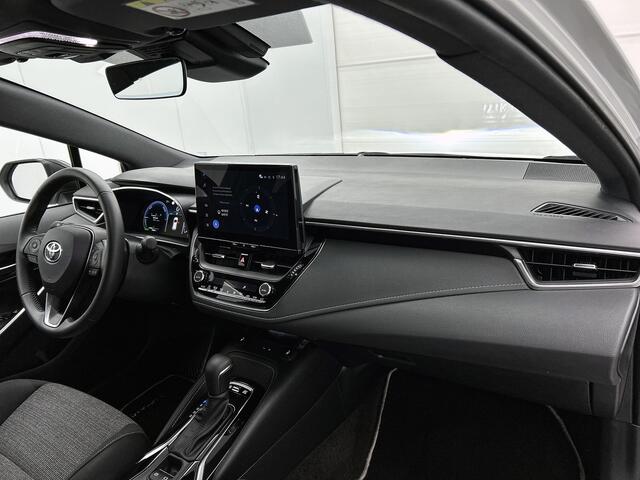 Toyota COROLLA Touring Sports Hybrid 140 Dynamic | Stoelverwarming | Parkeersensoren | 17'' Lichtmetalen Velgen | Apple Carplay/Android Auto |