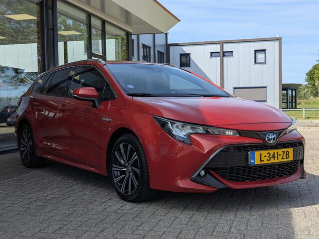 Toyota COROLLA Touring Sports 1.8 Hybrid TeamNL | Stoelverwarming | Camera | Climate | Keyless | Carplay
