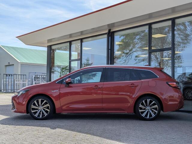 Toyota COROLLA Touring Sports 1.8 Hybrid TeamNL | Stoelverwarming | Camera | Climate | Keyless | Carplay