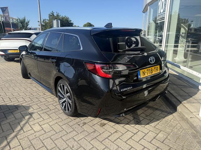 Toyota COROLLA Touring Sports 1.8 Hybrid Business Plus + trekhaak, Nederlandse auto, BTW, carplay