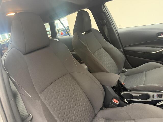 Toyota COROLLA Touring Sports 1.8 Hybrid Active | Cam achter | Trekhaak | All season banden | NL auto