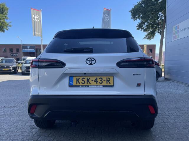Toyota COROLLA Cross Hybrid 180 GR Sport Panodak trekhaak afneembaar