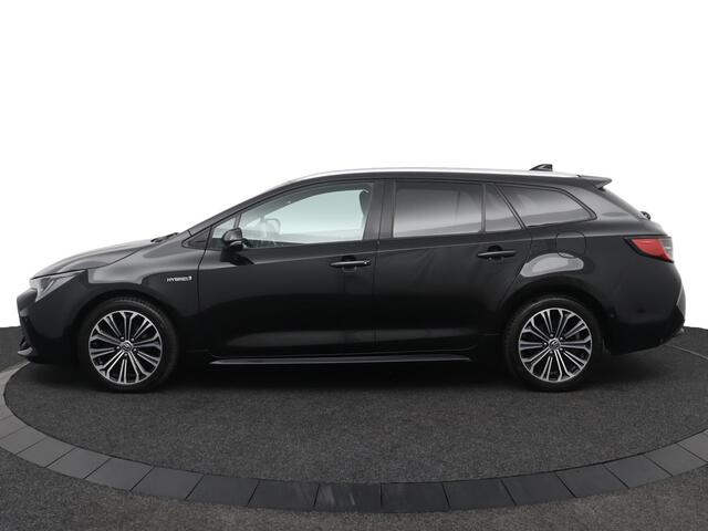 Toyota COROLLA Touring Sports 1.8 Hybrid First Edition | Parkeersensoren | Stuur en Stoelverwarming | Dodehoekdetectie | |