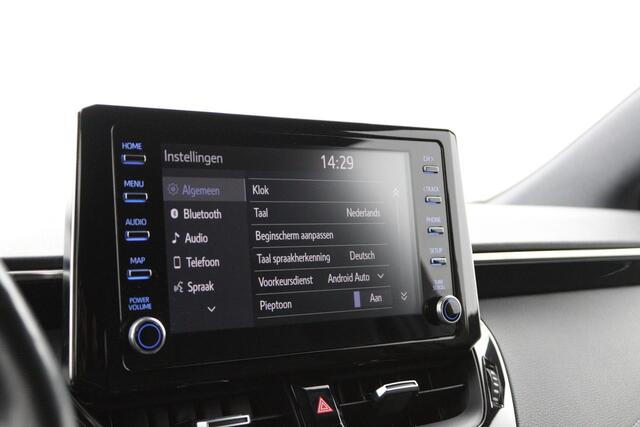 Toyota COROLLA Touring Sports 1.8 Hybrid First Edition | Parkeersensoren | Stuur en Stoelverwarming | Dodehoekdetectie | |