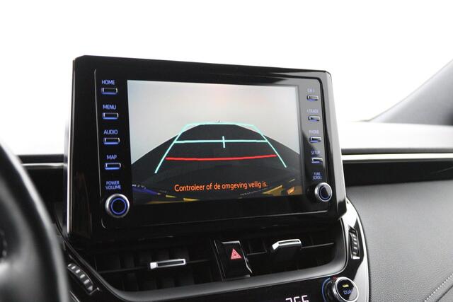 Toyota COROLLA Touring Sports 1.8 Hybrid First Edition | Parkeersensoren | Stuur en Stoelverwarming | Dodehoekdetectie | |
