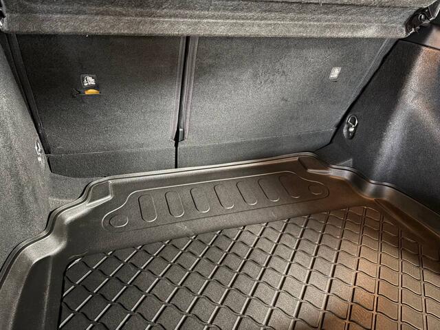 Toyota COROLLA 1.8 Hybrid Business Plus navi | lmv | leer | cruise control | panodak