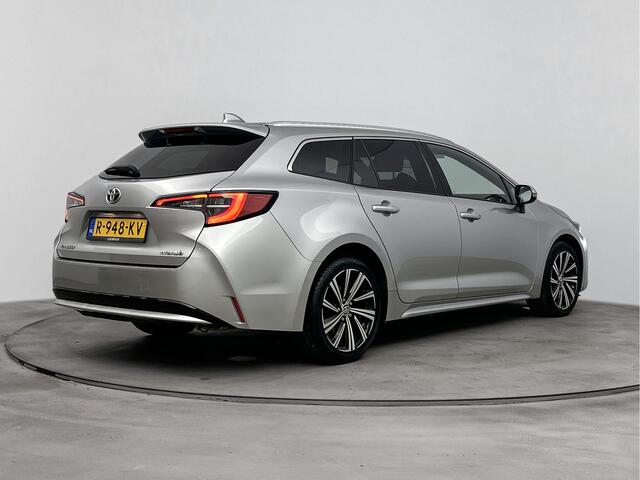 Toyota COROLLA Touring Sports 1.8 Hybrid Dynamic | Dealer onderhouden | Stoelverwarming | Draadloze telefoonlader | Navigatie | Apple CarPlay/Android Auto | Cruise Control Adaptive | Climate Control |