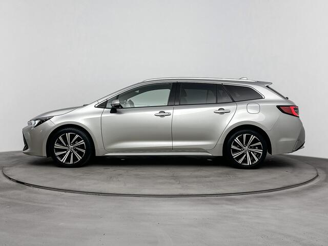 Toyota COROLLA Touring Sports 1.8 Hybrid Dynamic | Dealer onderhouden | Stoelverwarming | Draadloze telefoonlader | Navigatie | Apple CarPlay/Android Auto | Cruise Control Adaptive | Climate Control |
