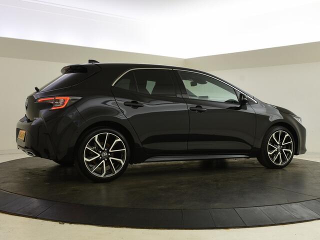 Toyota COROLLA 2.0 Hybrid Executive | JBL | Head-up | Sportstoelen |