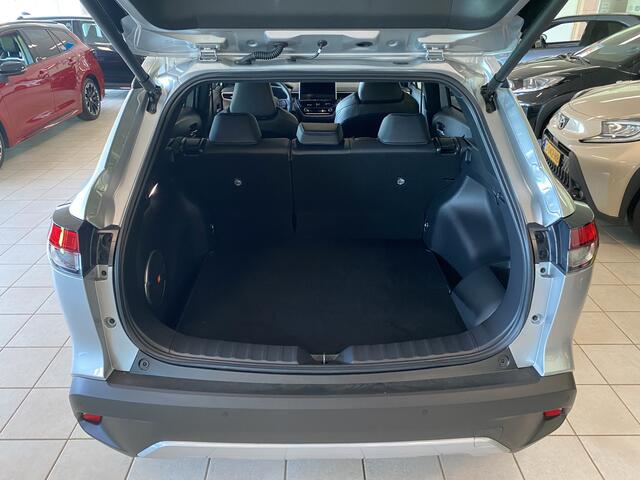 Toyota COROLLA Cross Hybrid 200 Executive | Leder | Navigatie | Dodehoek detectie | 360 graden camera |