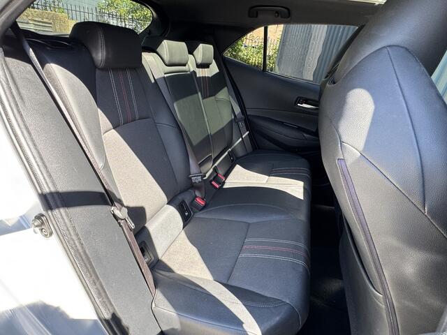 Toyota COROLLA 2.0 Hybrid GR-Sport Plus Panoramadak, Kuipstoelen, HUD