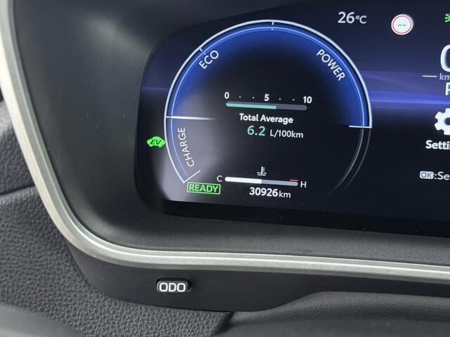 Toyota COROLLA Cross Hybrid 140 Dynamic | Voorruit-Stuur-Stoelverwarming | Parkeersensoren V+A |