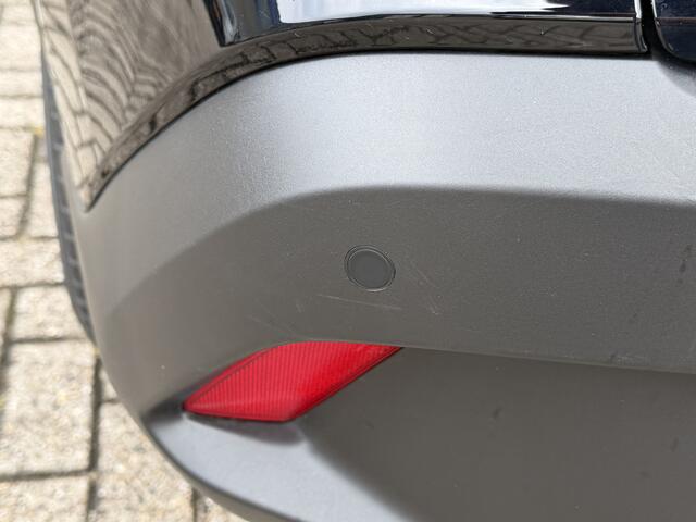 Toyota COROLLA Cross Hybrid 140 Style NL Auto Dodehoek Parkeersensoren Stoelverwarming Elect Klep
