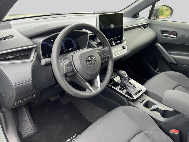Toyota COROLLA Cross 2.0 Hybrid 180 Dynamic | SUV Pakket | Chrome Pakket
