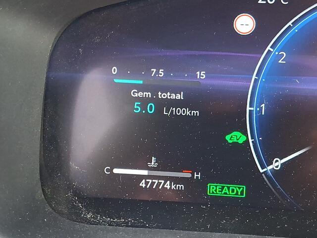 Toyota COROLLA Cross 2.0 High Power Hybrid First Edition | Dealer onderhouden | Half Lederen bekleding | Stoelverwarming | Dodehoek detectie | Parkeersensoren voor+achter | Elektrische Achterklep | Navigatie | Apple CarPlay/Android Auto | Cruise Co