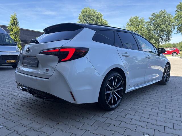 Toyota COROLLA Touring Sports Hybrid 140 GR Sport | Blindspot | Parkeersensoren